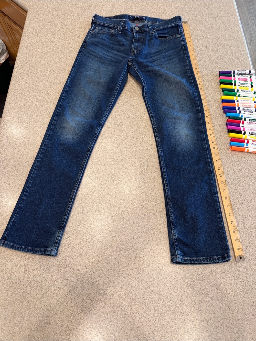 Hollister  Dark Indigo Straight Jeans size 29/32